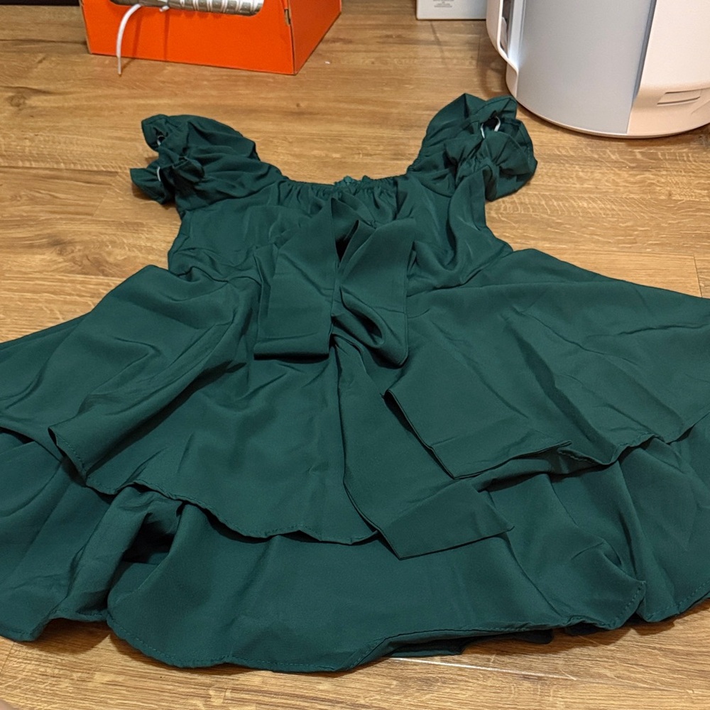 NWOT Elegant Green Kids Dress